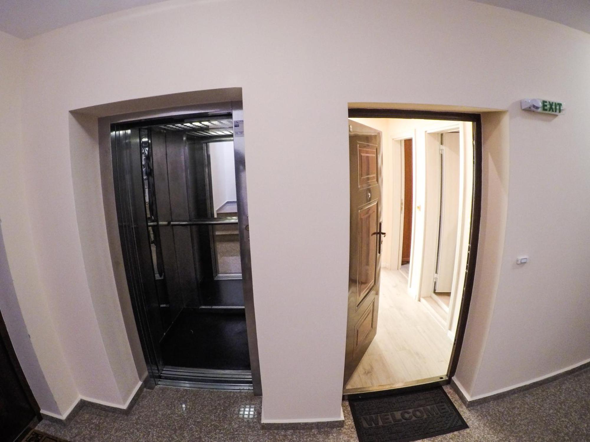 Grand Apartment Bogoridi - Top Center Near To Sea And Sea Garden Burgas Esterno foto